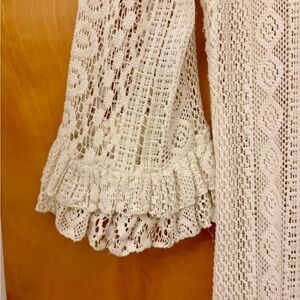Cream silky stunning dress (ZZ)